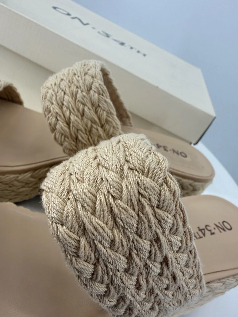 ON 34th Norinarf Raffia Platform Wedge Sandals Womens 9.5M Natural Resort NEW